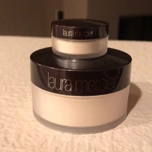 Sold❗️Laura Mercier loose translucent powder